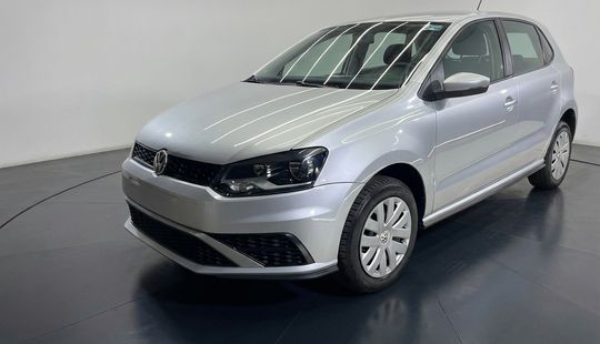 Volkswagen • Polo