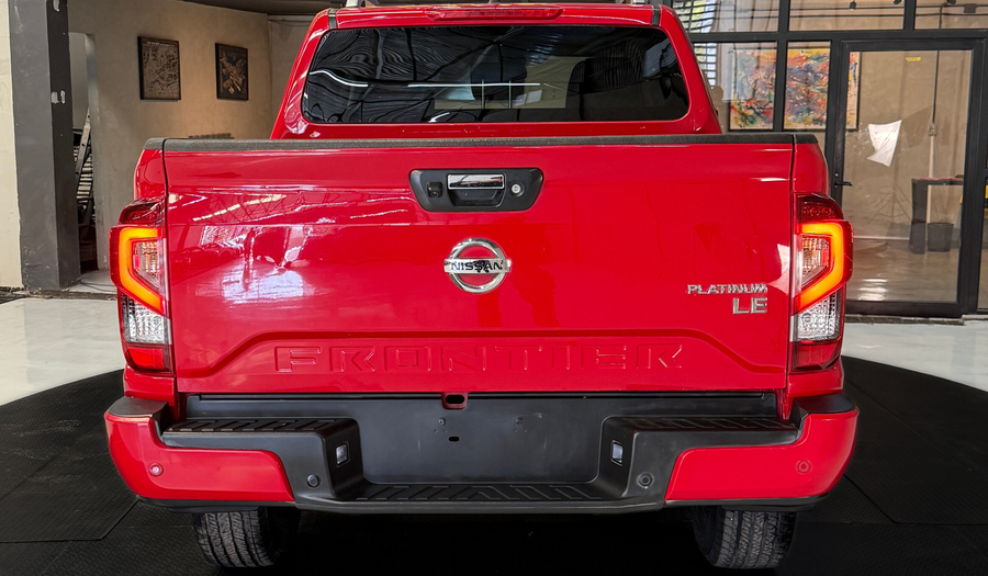 Nissan Frontier 2.5 PLATINUM LE AUTO Pickup 2021