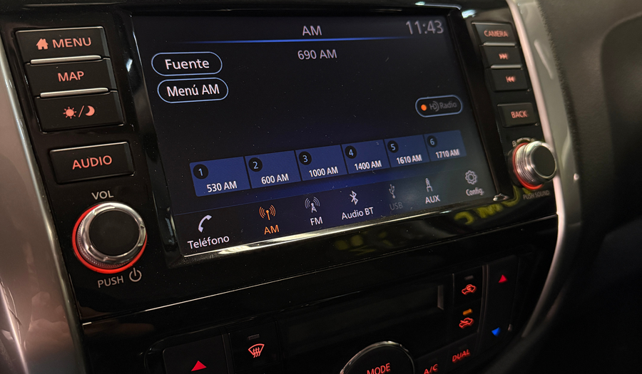 Nissan Frontier 2.5 PLATINUM LE AUTO Pickup 2021