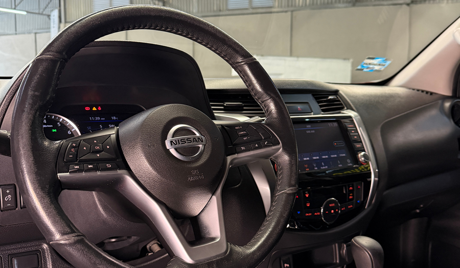 Nissan Frontier 2.5 PLATINUM LE AUTO Pickup 2021