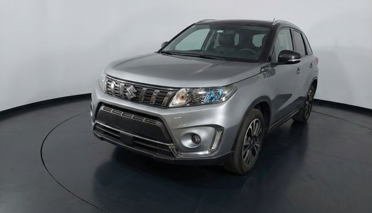 Suzuki • Vitara