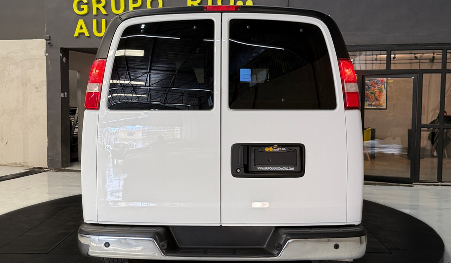 Chevrolet Express Van 6.0 PASAJEROS VAN L 2016