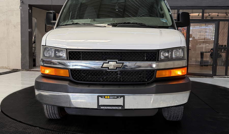 Chevrolet Express Van 6.0 PASAJEROS VAN L 2016