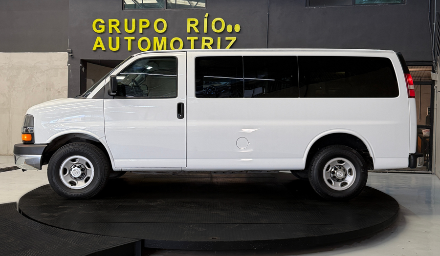 Chevrolet Express Van 6.0 PASAJEROS VAN L 2016