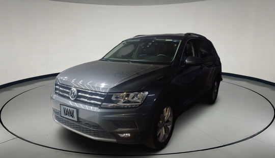 Volkswagen • Tiguan
