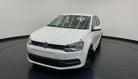 Volkswagen • Polo