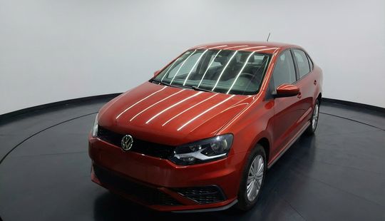 Volkswagen • Vento