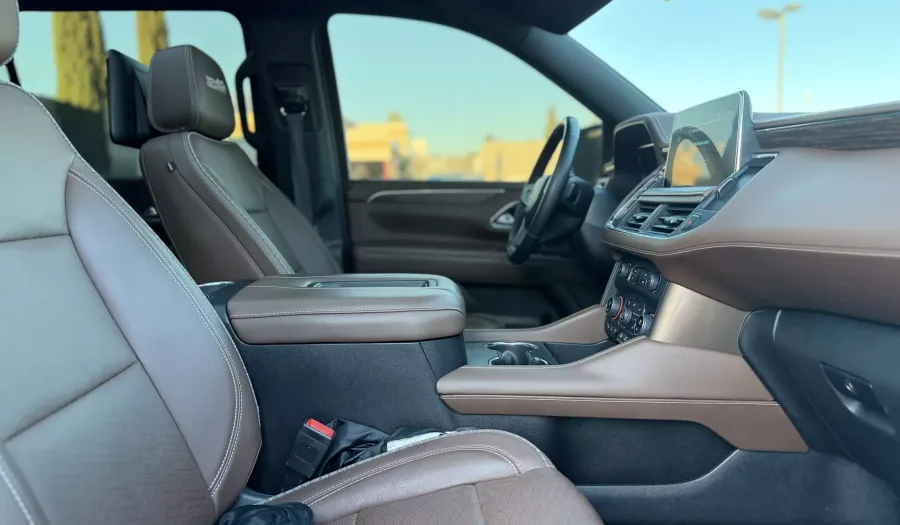 Chevrolet Suburban 6.2 HIGH COUNTRY G AUTO 4WD Suv 2023