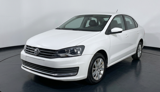 Volkswagen • Vento