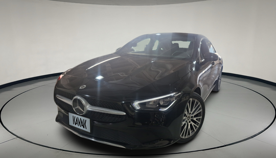 Mercedes Benz • Clase CLA