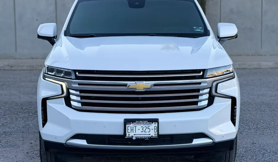 Chevrolet Suburban 6.2 HIGH COUNTRY G AUTO 4WD Suv 2023