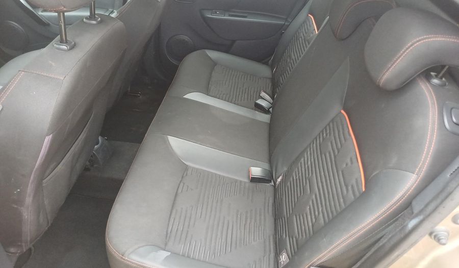 Renault Stepway 1.6 INTENS CVT Hatchback 2024