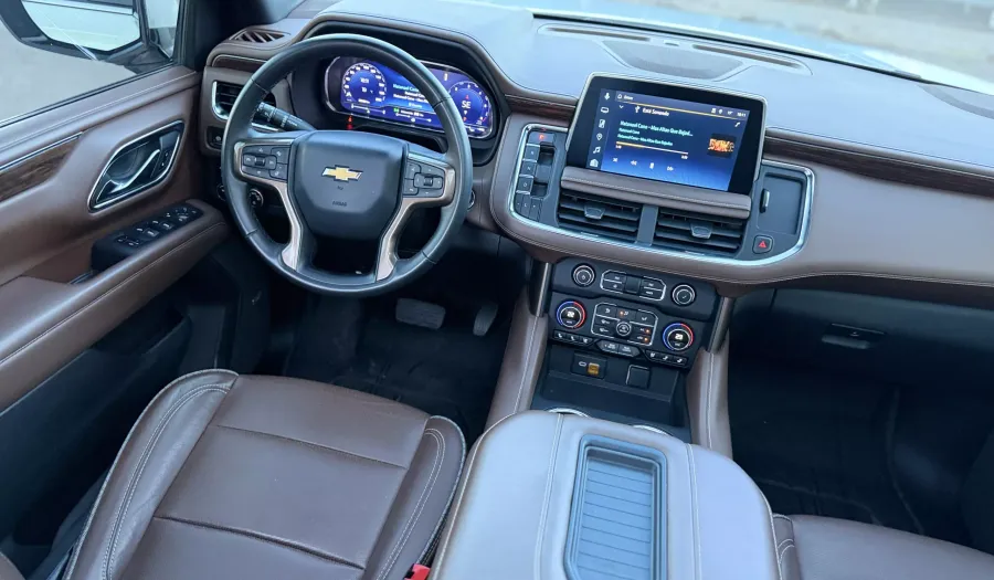 Chevrolet Suburban 6.2 HIGH COUNTRY G AUTO 4WD Suv 2023