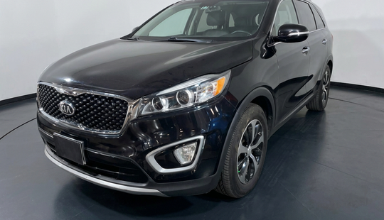 Kia • Sorento