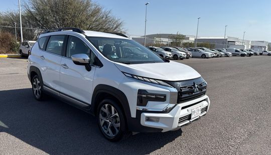 Mitsubishi • Xpander