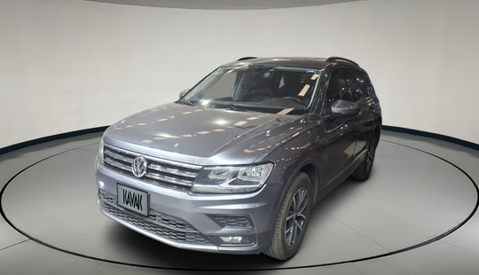 Volkswagen • Tiguan