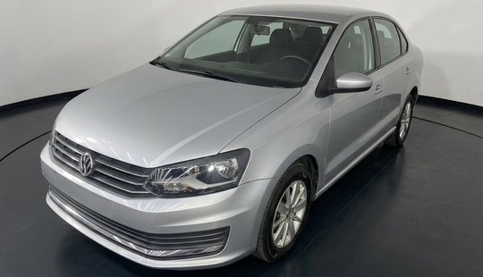 Volkswagen • Vento