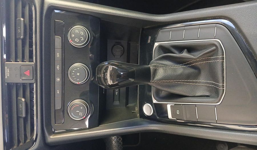 Volkswagen Taos 1.4 TSI TRENDLINE AUTO Suv 2025