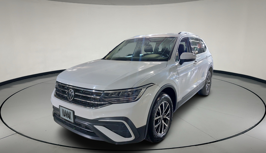Volkswagen • Tiguan