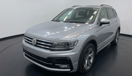 Volkswagen • Tiguan