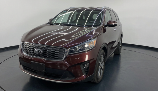 Kia • Sorento