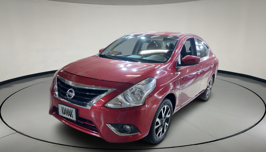 Nissan • Versa