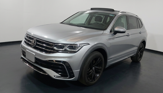 Volkswagen • Tiguan