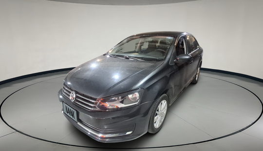 Volkswagen • Vento