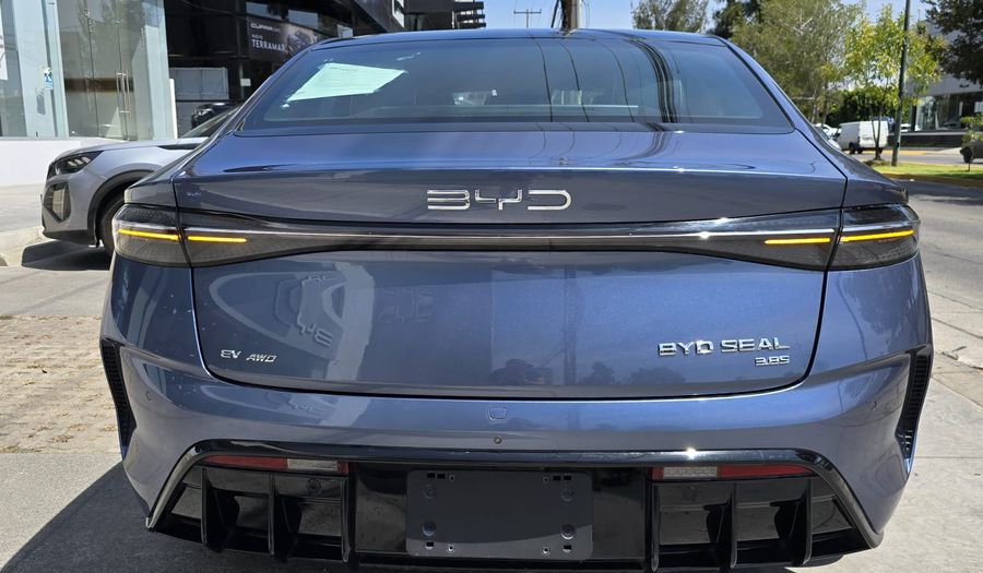 Byd Seal BEV 82KWH 4WD Sedan 2025