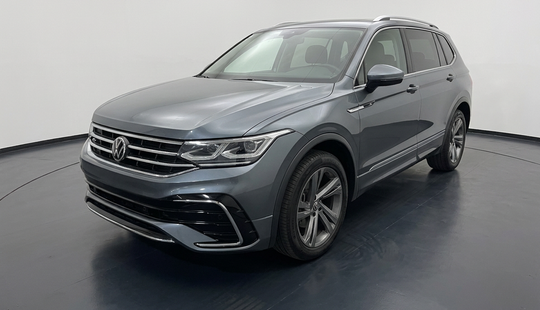 Volkswagen • Tiguan