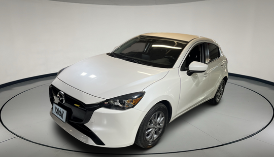 Mazda • Mazda 2