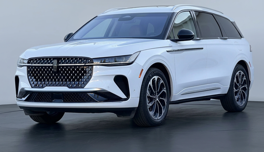 Lincoln • Nautilus