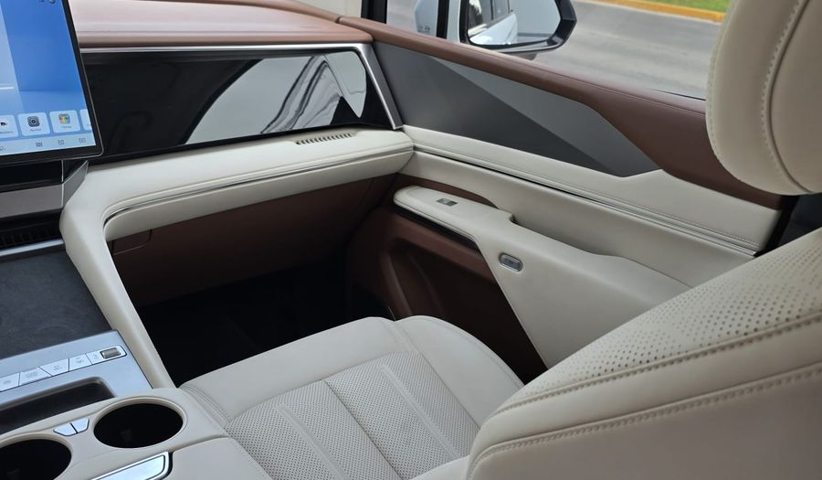 Byd M9 1.5T PHEV DM-I GL AUTO Minivan 2026