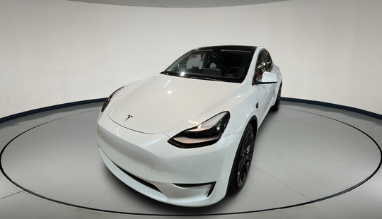Tesla • Model Y