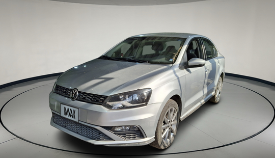 Volkswagen • Vento