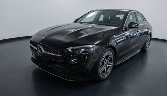 Mercedes Benz • Clase C