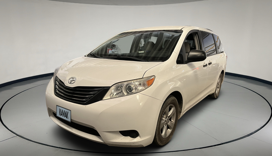 Toyota • Sienna