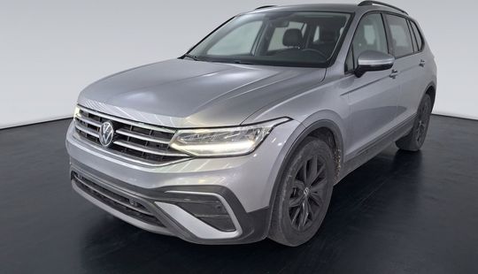Volkswagen • Tiguan