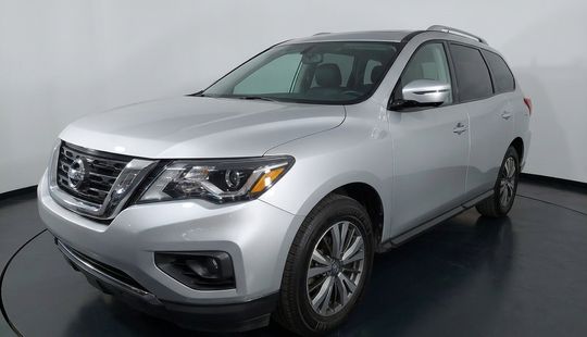 Nissan • Pathfinder