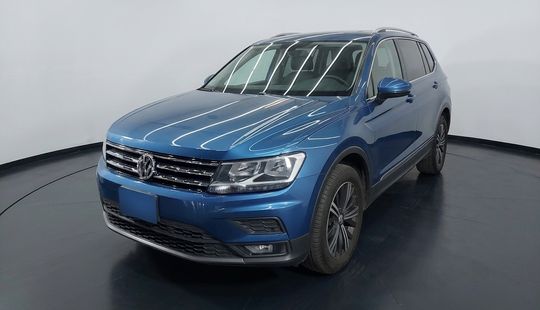 Volkswagen • Tiguan