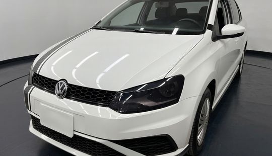 Volkswagen • Vento