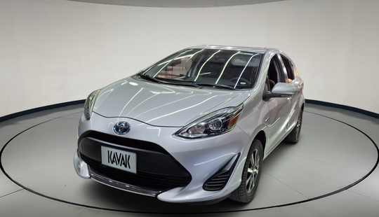 Toyota • Prius C
