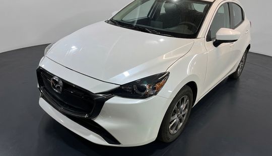 Mazda • Mazda 2