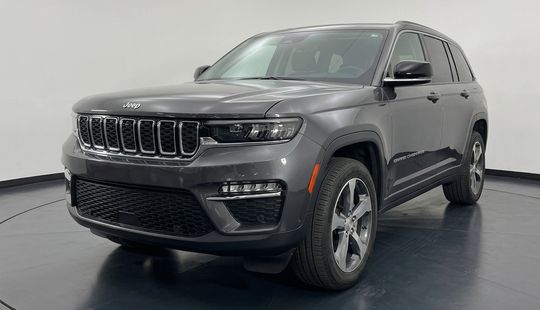 Jeep • Grand Cherokee