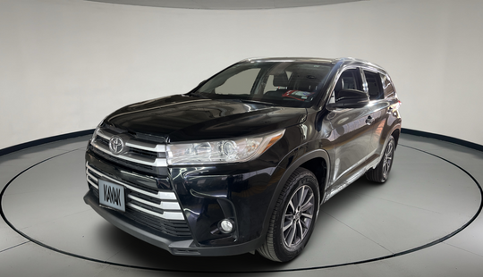 Toyota • Highlander
