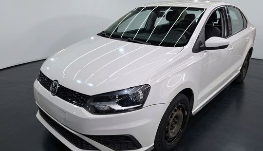 Volkswagen • Vento