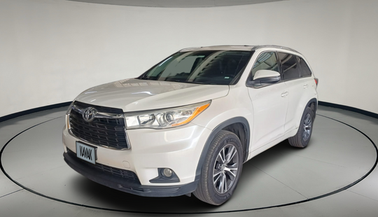 Toyota • Highlander
