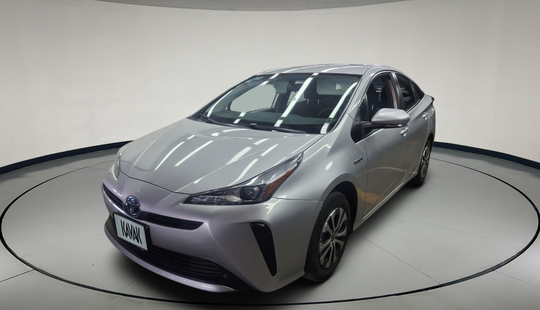 Toyota • Prius