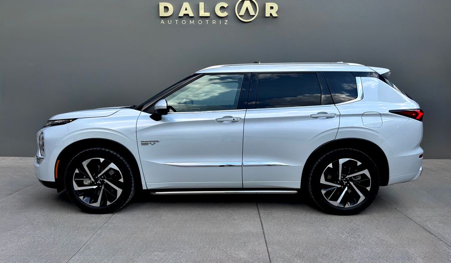 Mitsubishi Outlander 2.4 PHEV DIAMOND AUTO 4WD Suv 2023