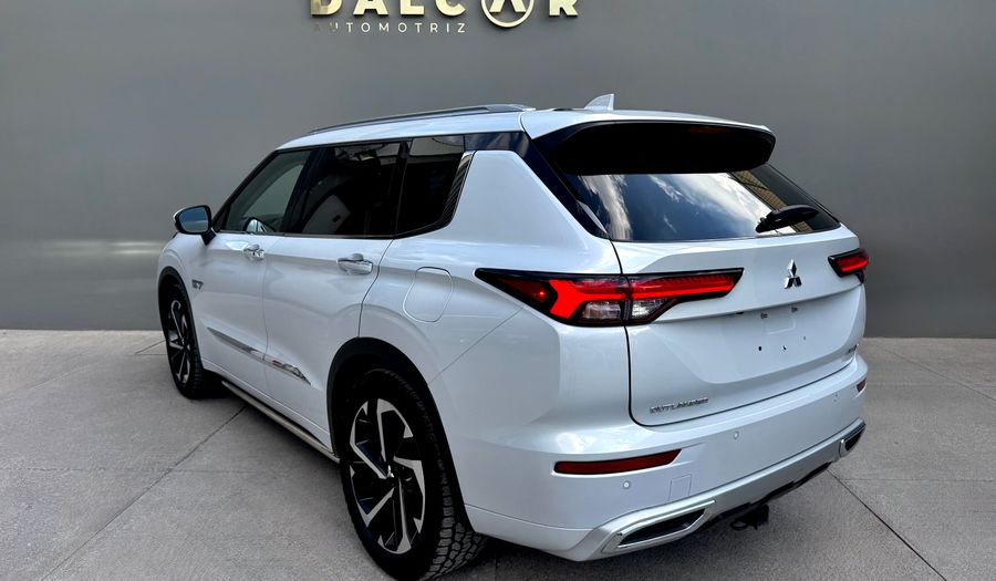 Mitsubishi Outlander 2.4 PHEV DIAMOND AUTO 4WD Suv 2023